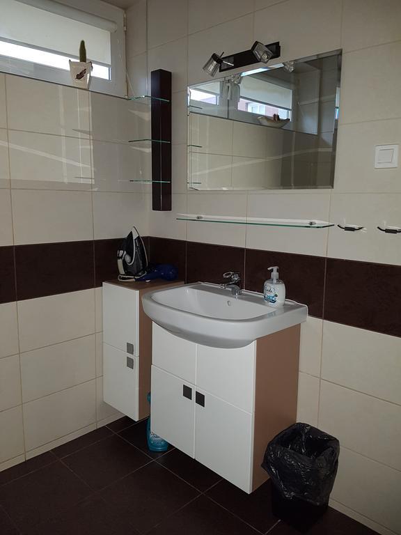 Apartament Blisko Morza โควอบเซก ภายนอก รูปภาพ